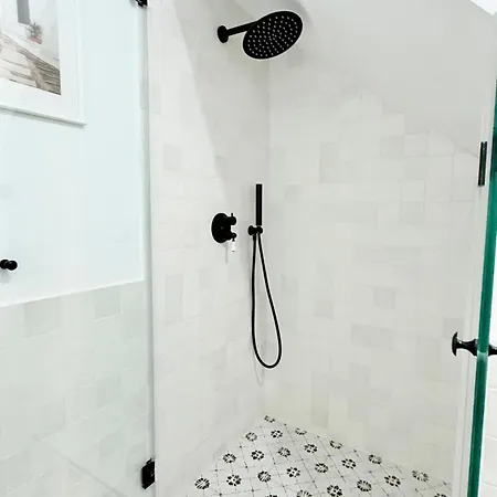 Perla Di Mola Apartment *