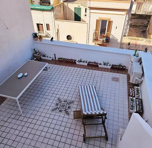 Perla Di Mola Apartment *