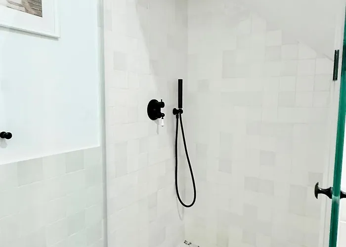 Perla Di Mola Apartment *